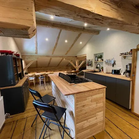 Albergue Backyard Mountain *