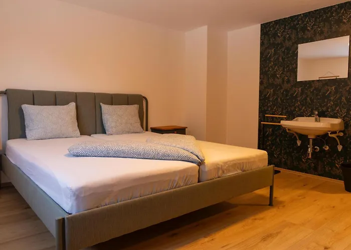 Backyard Mountain * Mayrhofen